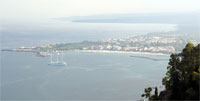 Blick von Taormina auf die Küste